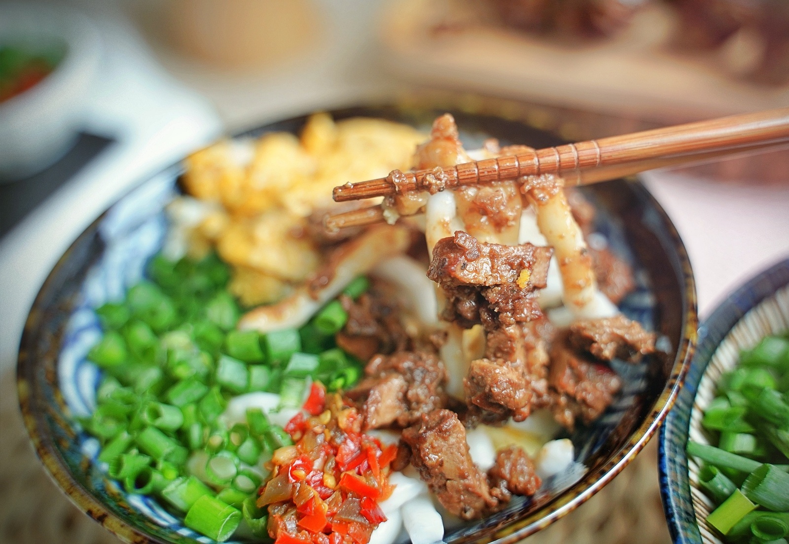 津津膳食堂｜台灣溫體豬手工水餃｜秘製軟嫩大雞腳｜團購舒肥雞買越多越划算（新口味上市）