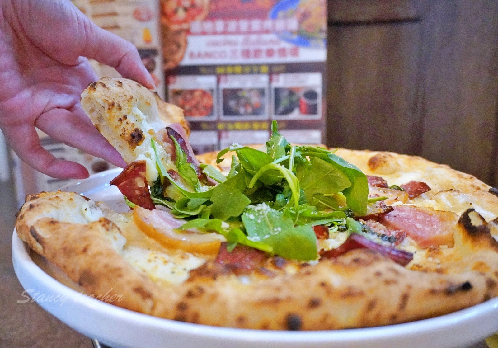 台北正宗義大利披薩「BANCO」棒可窯烤PIZZA . 自製生麵 八德店義大利冠軍pizza
