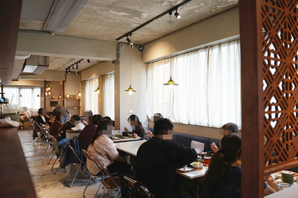 台北中山捷運站美食 娘子家咖啡（南西店) 韓式咖啡搭配正宗韓式定食文青系韓國餐館