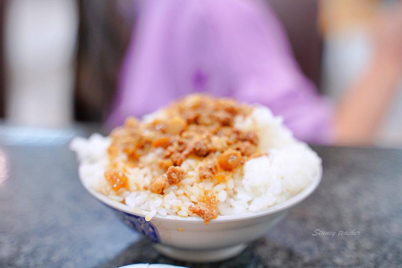 花蓮香扁食東華店，東花大學生最愛的花蓮扁食，志學火車站必吃美食（菜單、價格）