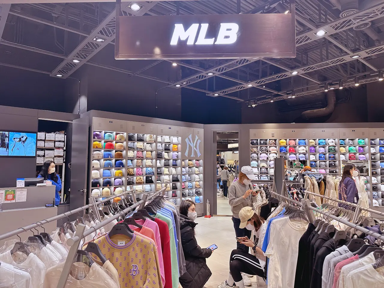 東大門都塔Doota 現代百貨免稅店會員申辦，韓國MLB便宜超好買首爾夜景秘密基地看這篇