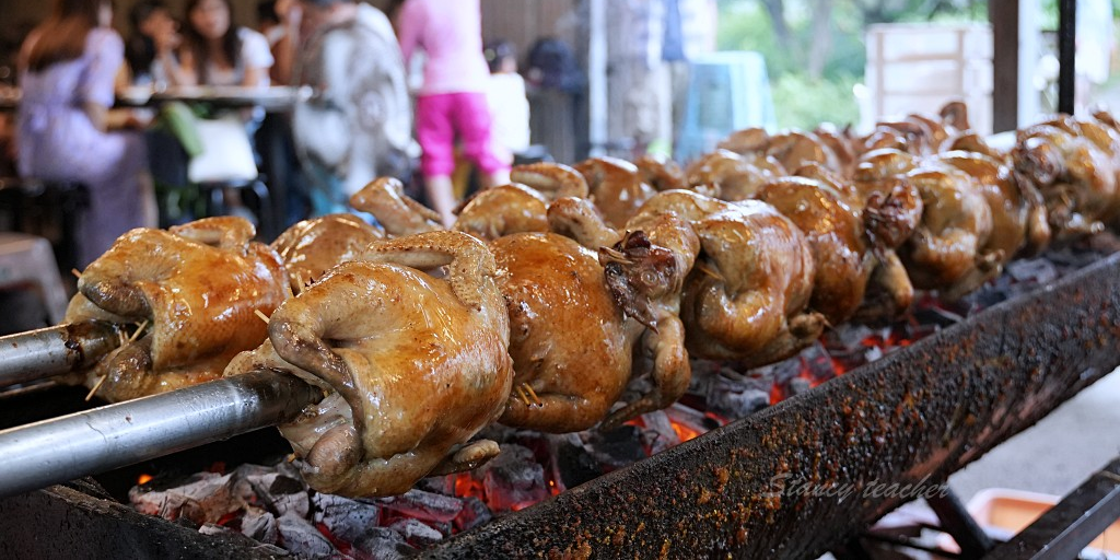 網站熱門文章：淡水最好吃的碳燒鋼管烤雞「王家鋼管雞」只有六日開門營業超美味烤雞沒預訂吃不到（菜單）