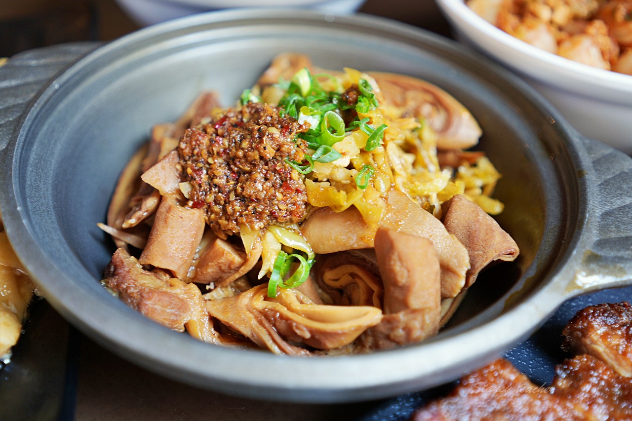 台北中山捷運站美食-北門蝦仁飯煲湯 國宴級蝦仁飯古法8小時熬煮蝦膏醬汁鮮濃無比