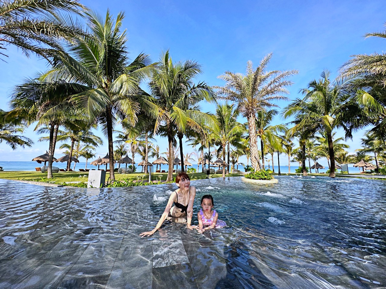 富國島飯店「星灣皇冠假日飯店」Crowne Plaza Phu Quoc Starbay私人沙灘無邊際泳池渡假飯店
