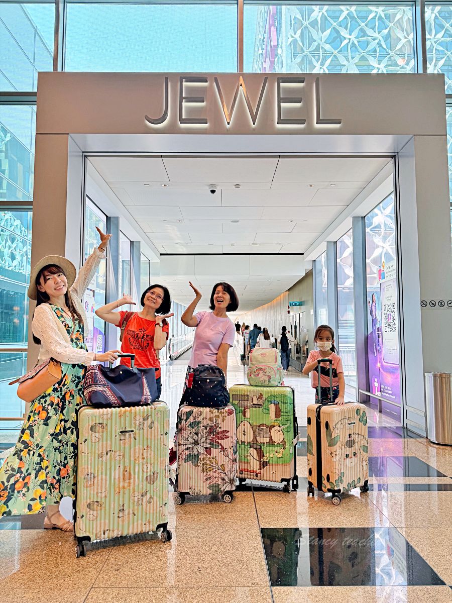 新加坡景點「星耀樟宜新加坡機場瀑布」Jewel Changi Airport不花錢好玩又好拍