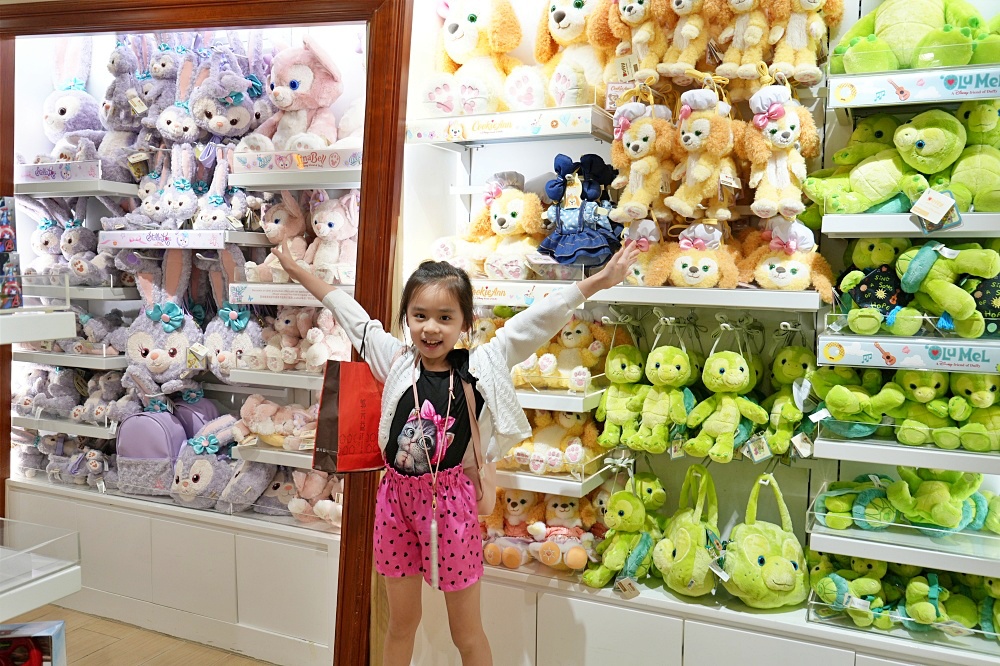 香港機場Disney Store 迪士尼商店｜不用去迪士尼就可以買琳娜貝兒、雪莉玫、達菲熊家族