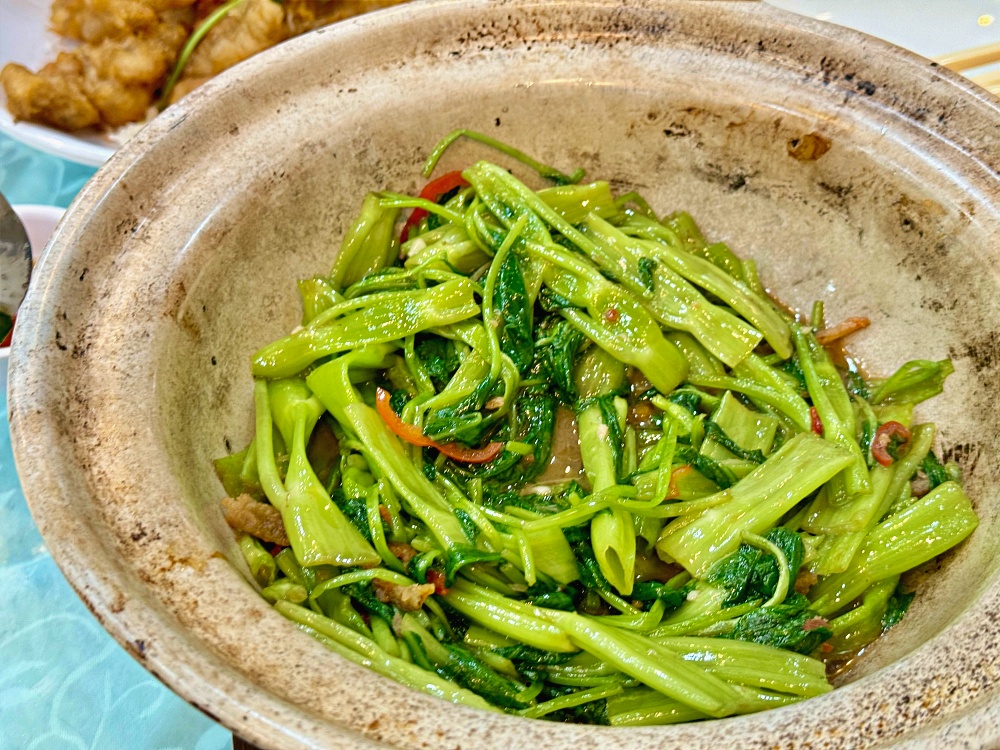 香港美食「金豪酒家」深水埗港式中菜館避風塘瀨尿蝦懶人必吃、炒飯鑊氣夠香