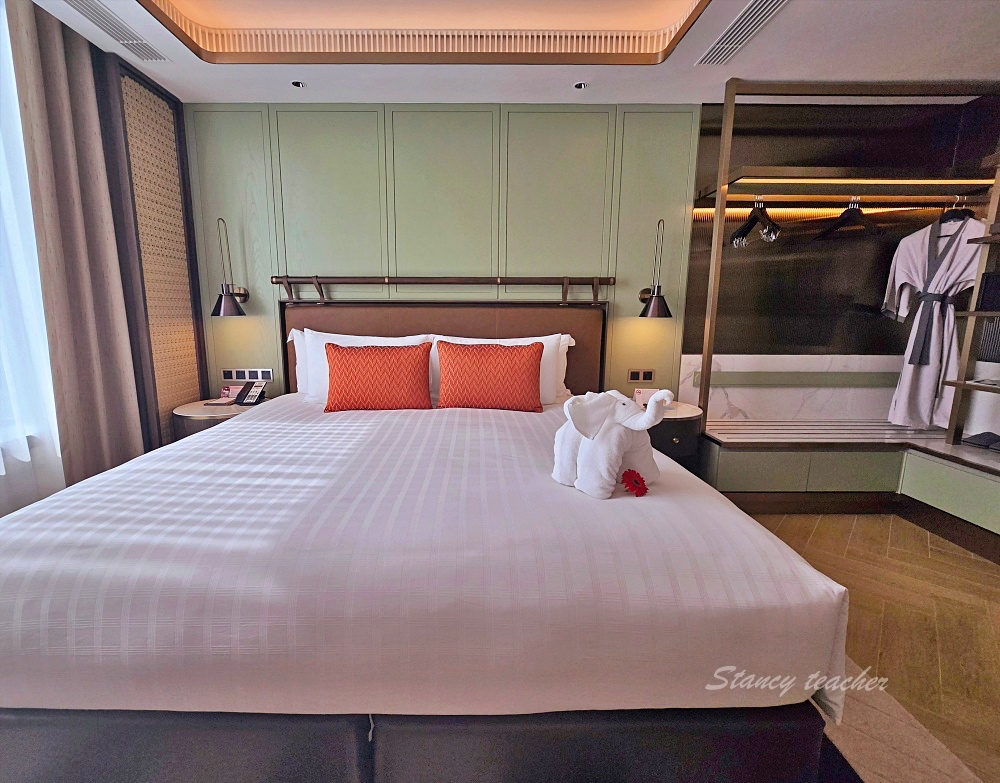 泰國曼谷五星飯店「Eastin Grand Hotel Phayathai」帕亞泰易思廷大飯店BST站旁叢林系自助早餐太澎湃二大無邊際泳池必去
