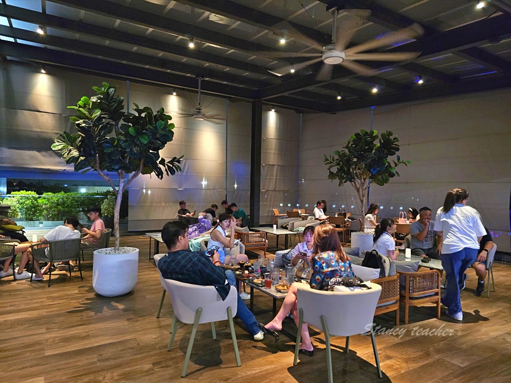 泰國高爾夫球俱樂部「Topgolf Megacity」曼谷運動酒吧泰國貴婦行程一定要來
