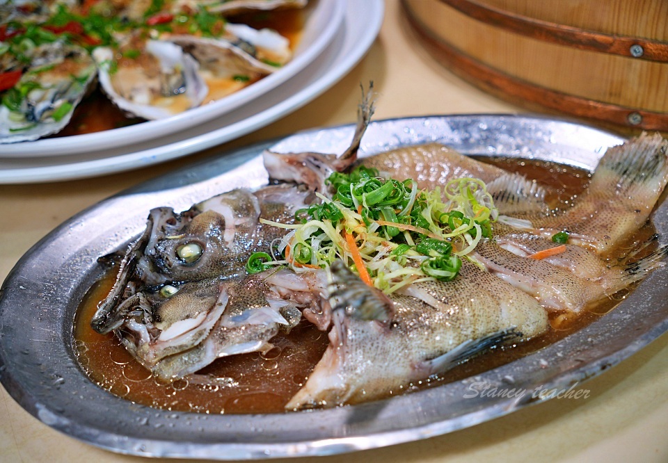 萬里海鮮餐廳「鮮滿樓海鮮料理」比日本還划算帝王蟹套餐平均一人只要1380早鳥價1080