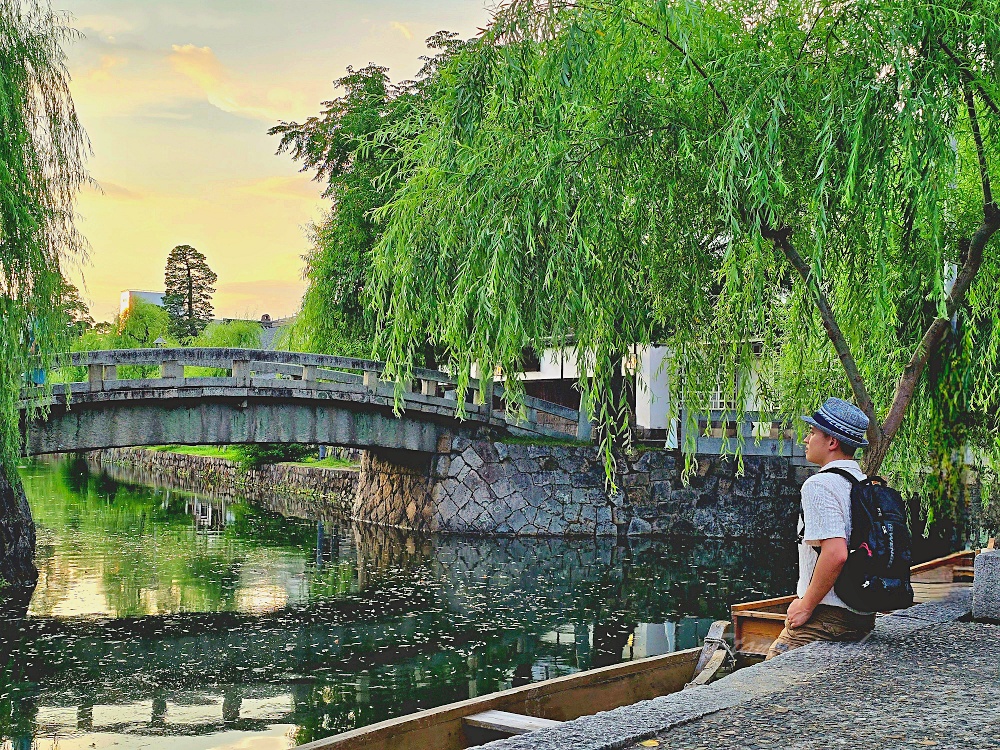 日本岡山住宿推薦「Hotel Dormy Inn Kurashiki 」多美迎倉敷，免費水蜜桃汁免費消拉麵樓下就有全家，倉敷美觀地區走路30秒