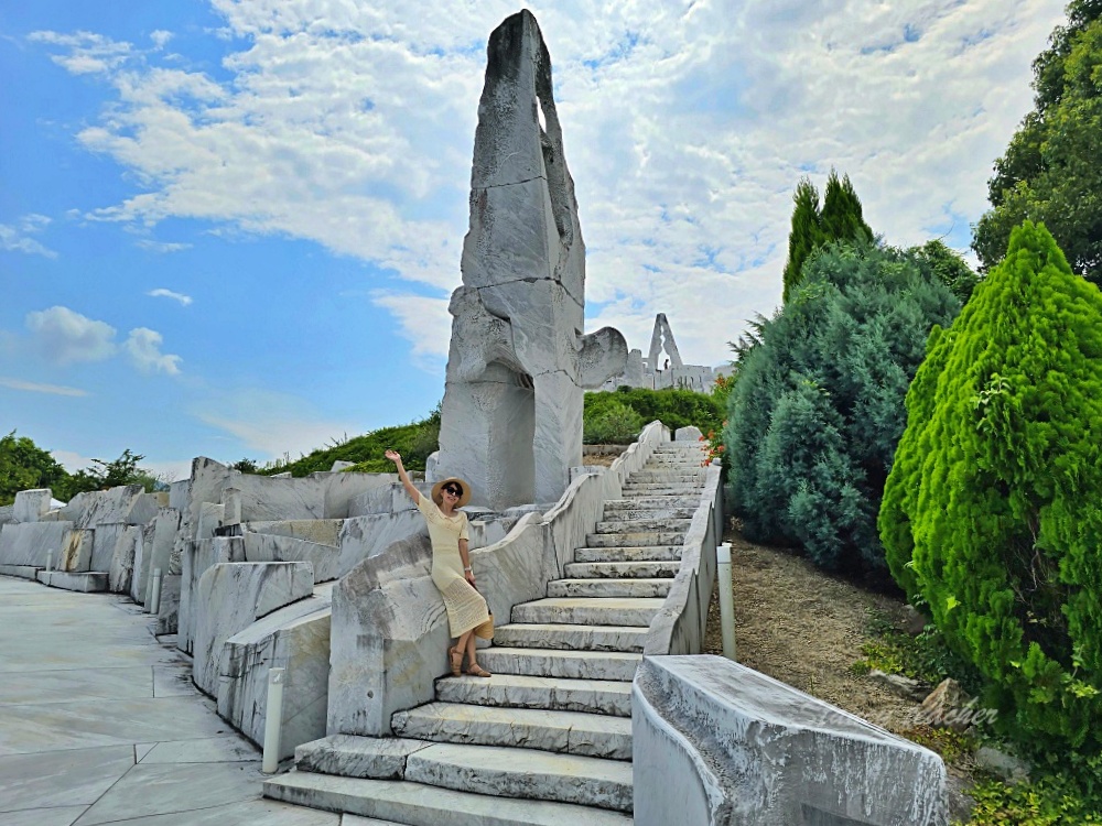 廣島自由行景點「耕三寺-未來心之丘」戀戀希臘風走進白色大理石的夢幻國度太不可思議啦！