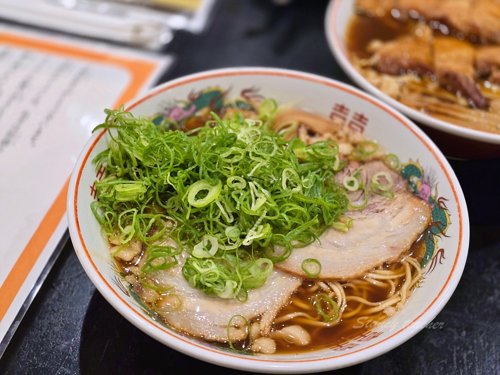 廣島美食必吃「尾道拉麵」三公 Onomichi Ramen Sanko醬油豬背脂蔥花爆棚巨大炸雞太強啦