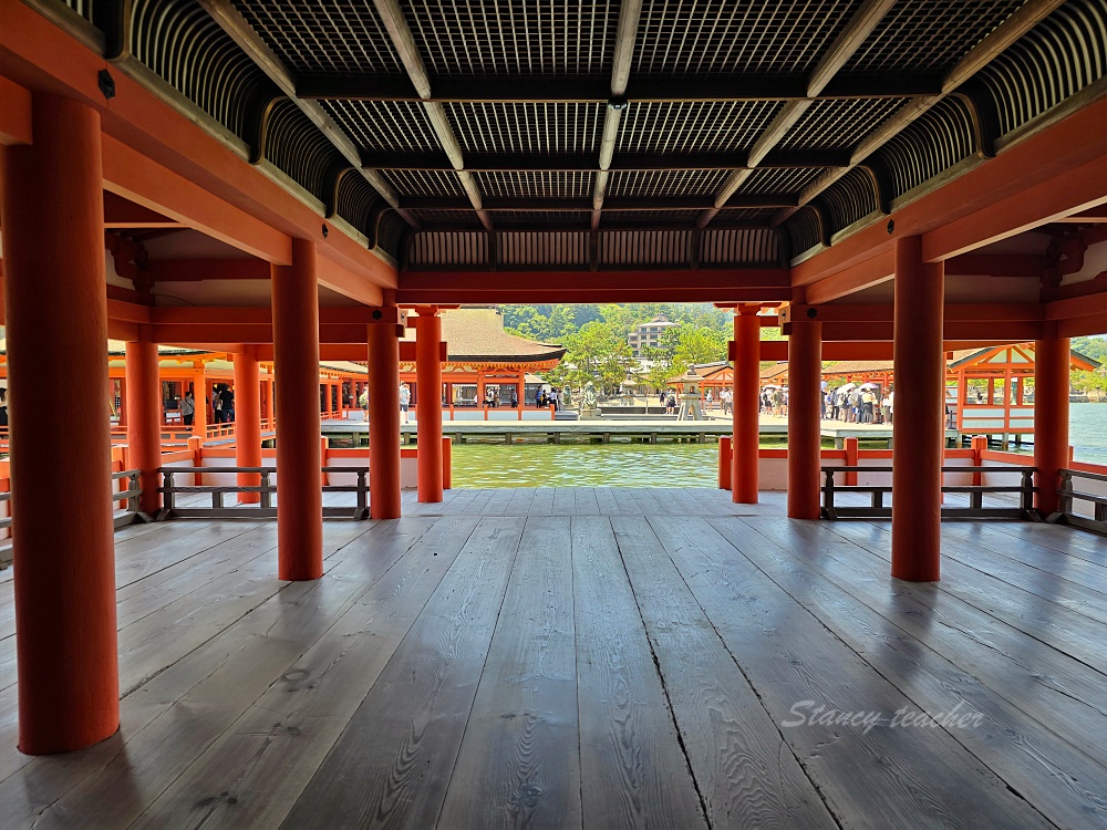 廣島景點推薦「宮島必玩必吃」嚴島神社、表參道商店街、炸紅葉饅頭、牡蠣烏龍麵、烤星鰻飯