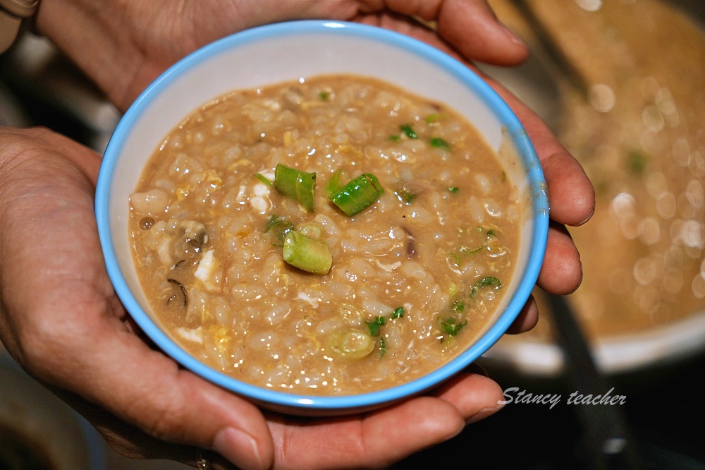 台北好喝雞湯「星曜雞湯」最強雞湯火鍋超越驥園的人蔘花膠蟲草雞湯香醇濃郁滴滴精華