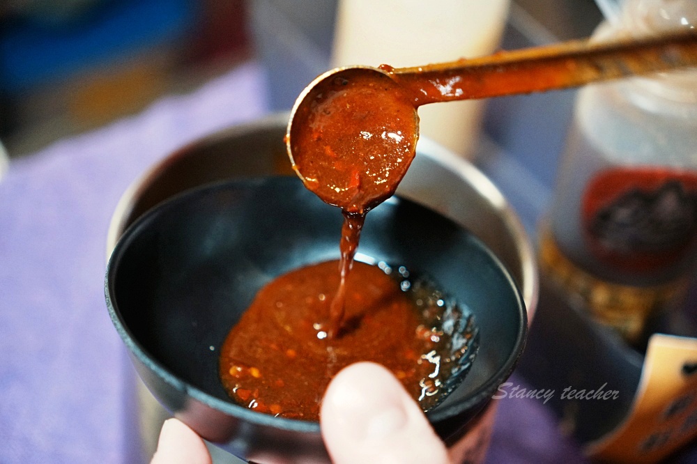 宜蘭臭豆腐「刀山臭豆腐」梅花湖隱藏版美食上刀山下油鍋創意金沙豆腐、臭滷飯必吃