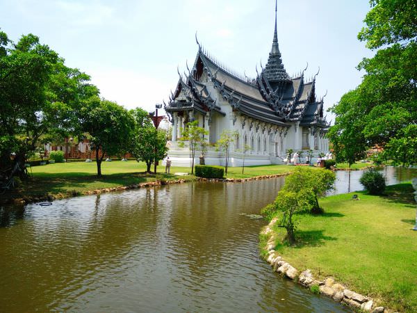 泰國曼谷景點｜ 暹羅古城76府 全世界最大的戶外古蹟博物館，真人都可以走進去拍照 @Stancy teacher 美味異想世界
